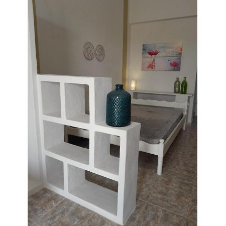 Overhill Apartments Adamas Екстер'єр фото