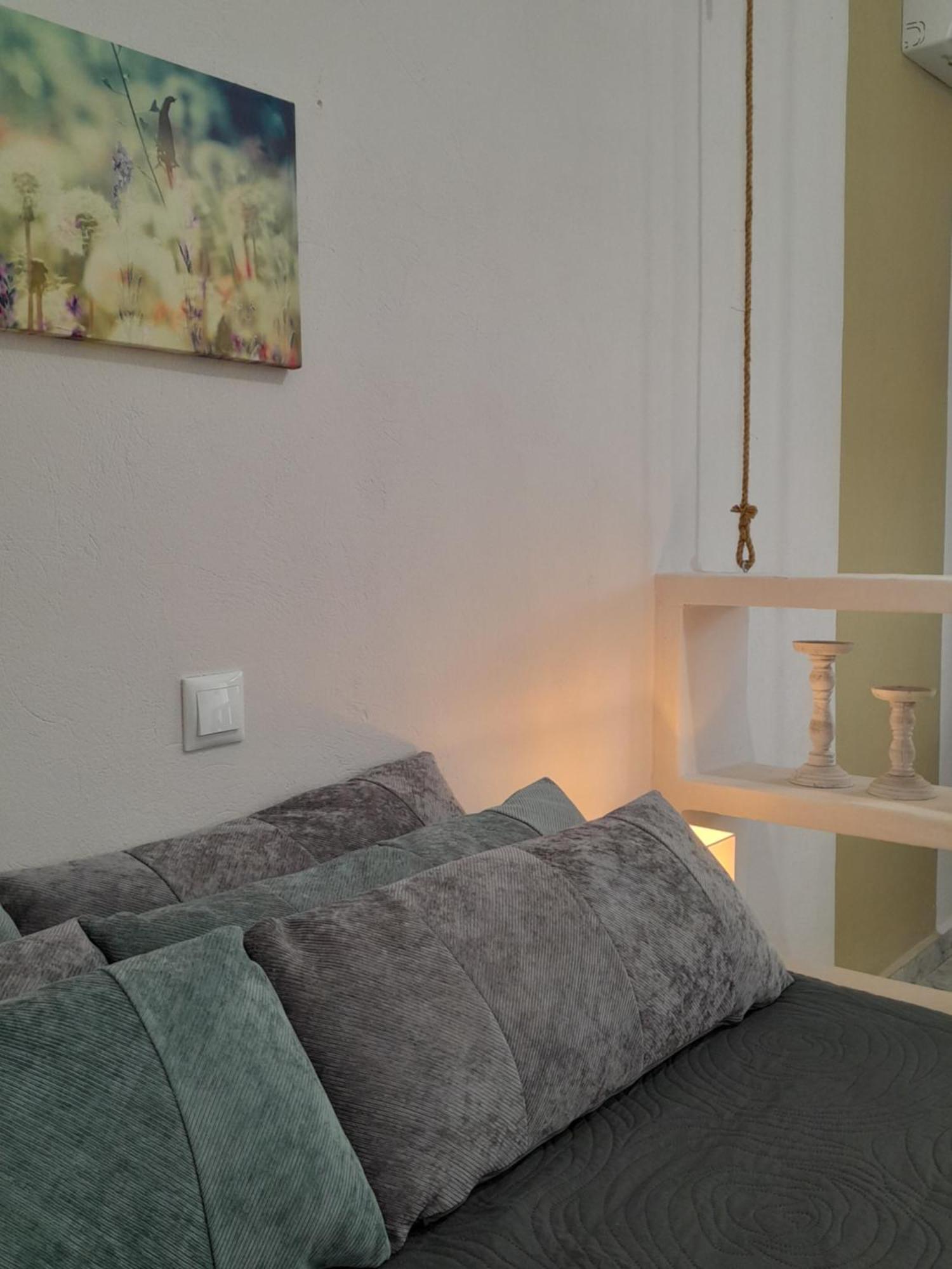 Overhill Apartments Adamas Екстер'єр фото